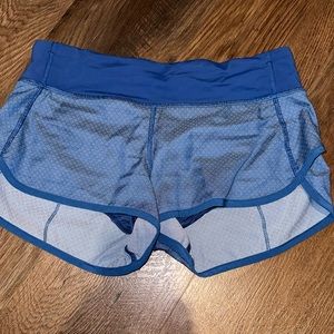 RARE women’s Lululemon speed up shorts, size 4 (as pictured)